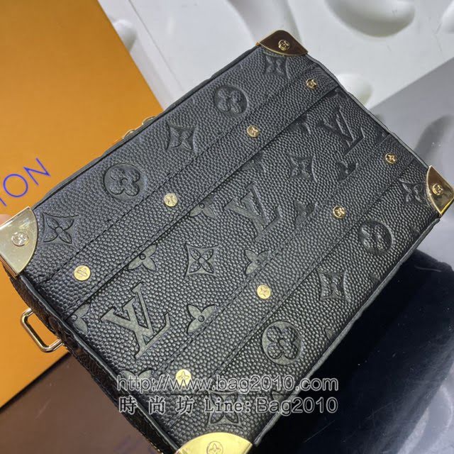 Louis Vuitton新款男包 M57971 路易威登Handle Trunk手袋 Monogram压纹粒面皮革 LV男士盒子包单肩斜挎包  ydh4208